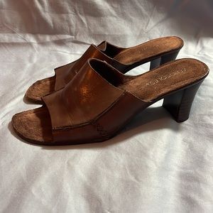 Aerosoles brown leather dress heel Sz 8